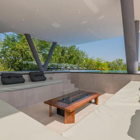 Villa Aqualandia For 20 People