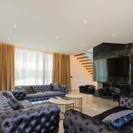 Aqualandia For 20 People *