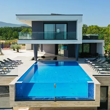 Aqualandia For 20 People Villa Grubine