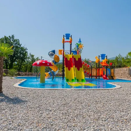 Villa Aqualandia For 20 People