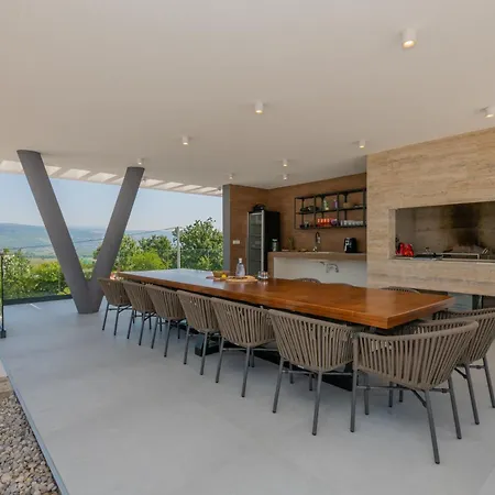 Villa Aqualandia For 20 People