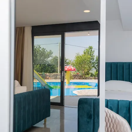 Villa Aqualandia For 20 People *