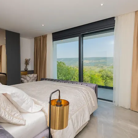 Aqualandia For 20 People Villa *